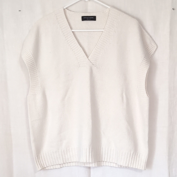 Cecile Wang France White Vneck Sleeveless Sweater Plush Size Extra Large - Picture 1 of 4
